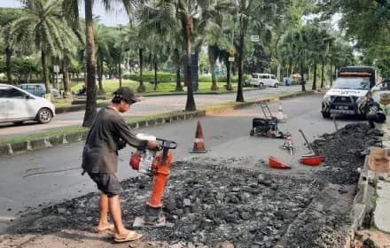 Persiapan & Pembersihan Badan Jalan